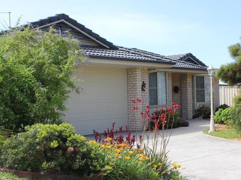 13 Rainbow Beach Drive, Bonny Hills NSW 2445