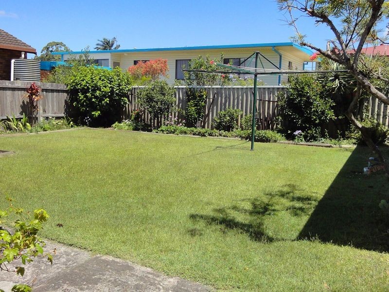 6 Lane Street, Laurieton NSW 2443
