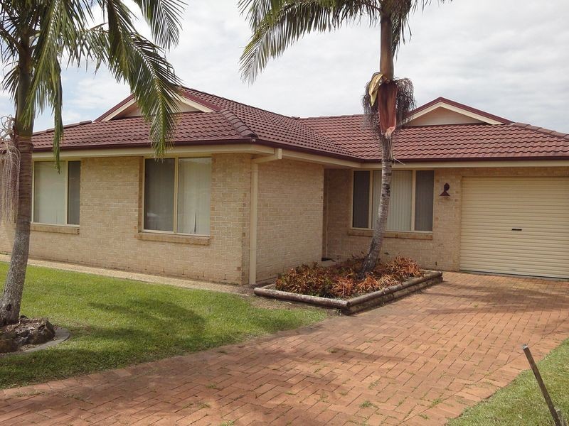 8 Lilli Pilli Close, Laurieton NSW 2443