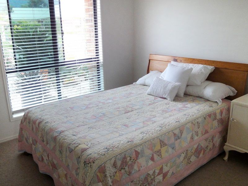 8 Alexander Close, Dunbogan NSW 2443