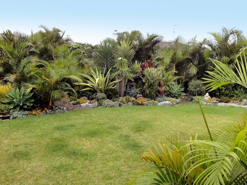 8 Alexander Close, Dunbogan NSW 2443