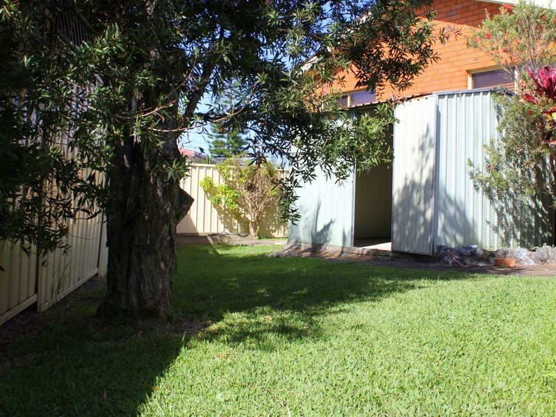 2/1614 Ocean Drive, Lake Cathie NSW 2445