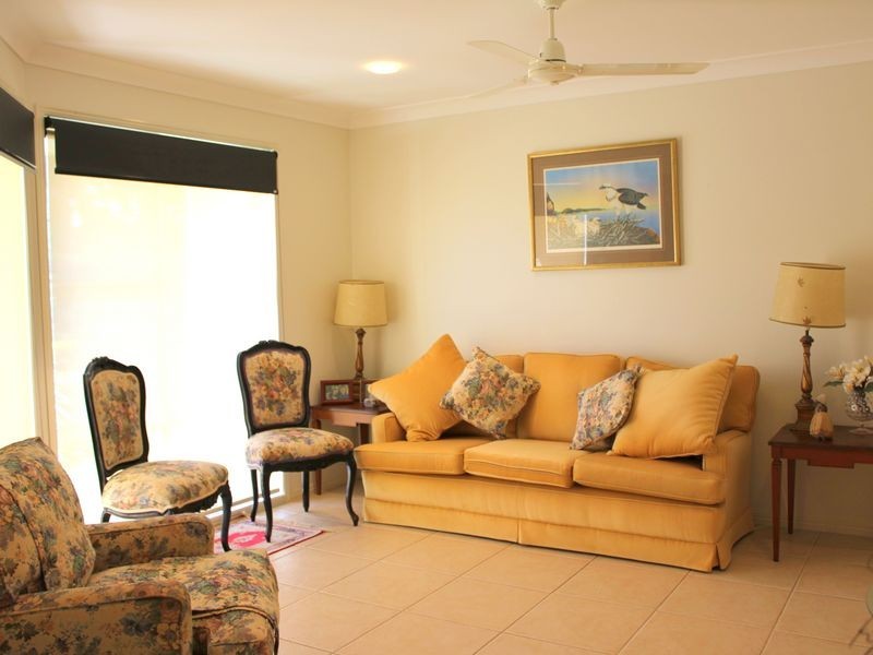 4 Friendship Place, Dunbogan NSW 2443