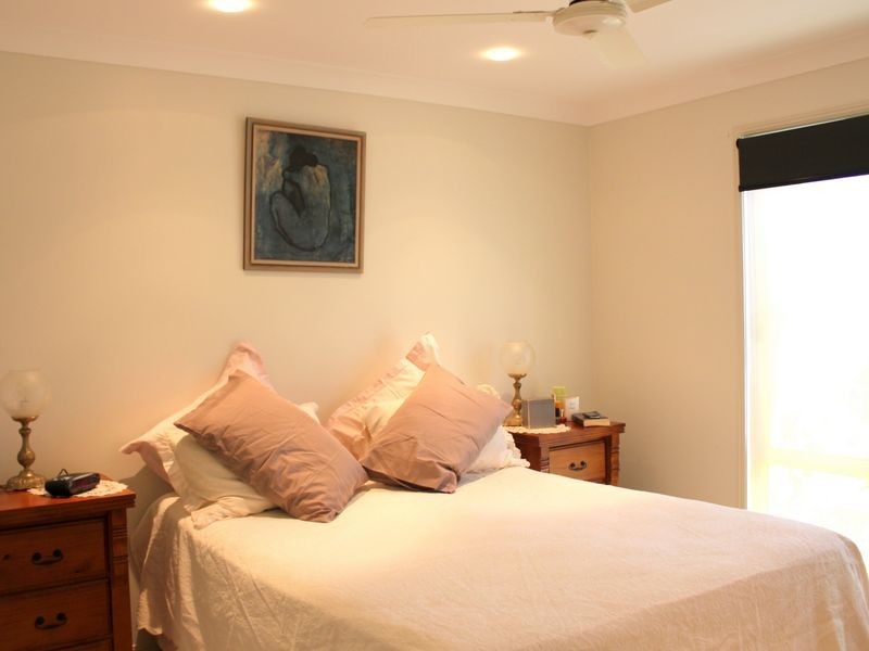4 Friendship Place, Dunbogan NSW 2443