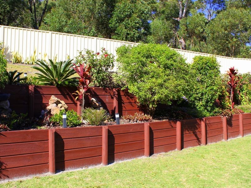 4 Friendship Place, Dunbogan NSW 2443