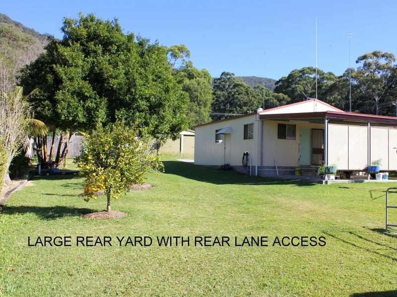 18 Bold Street, Laurieton NSW 2443