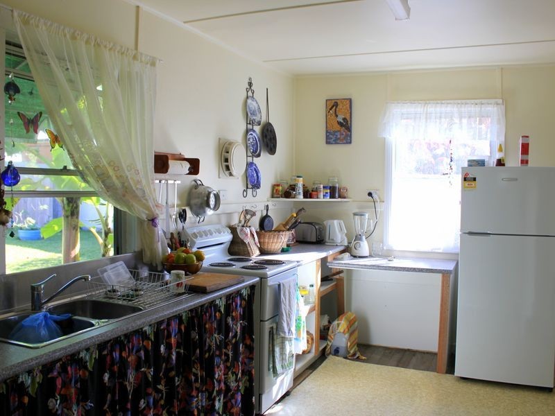 18 Bold Street, Laurieton NSW 2443