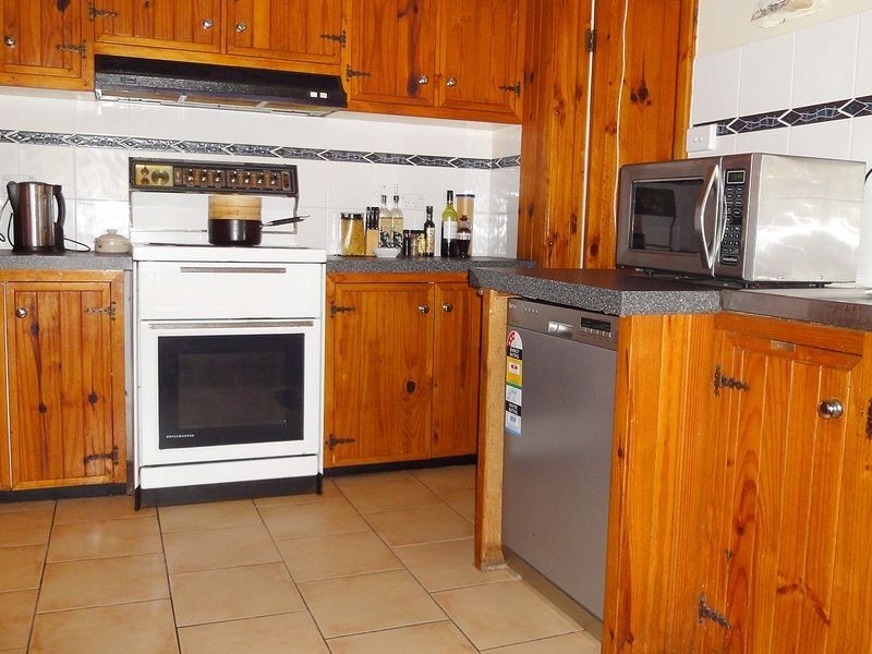 1541 Ocean Drive, Lake Cathie NSW 2445