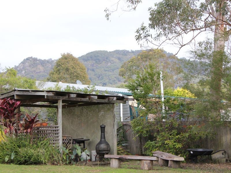 15 Station Street, Johns River NSW 2443