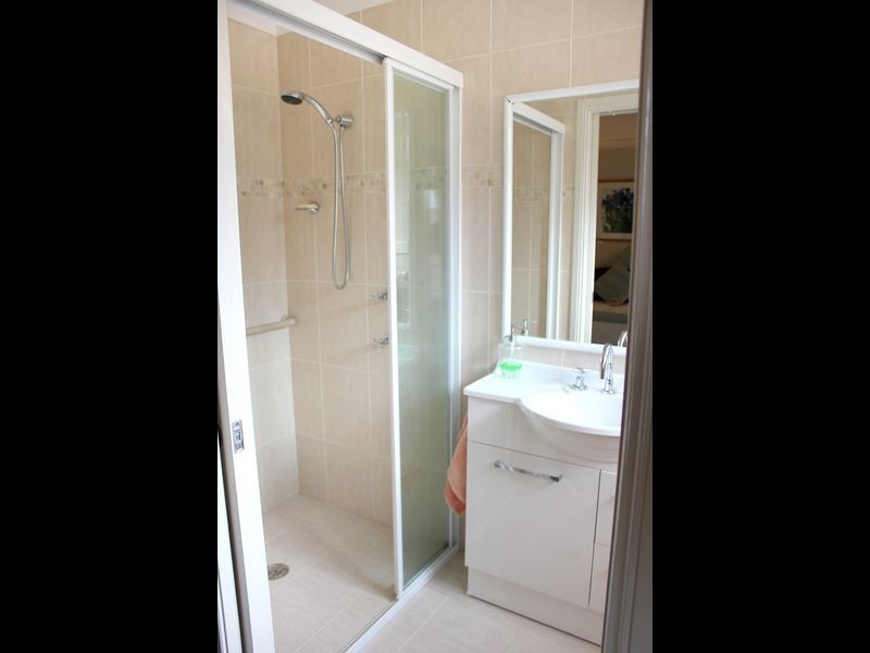 2/4 Reliance Crescent, Laurieton NSW 2443