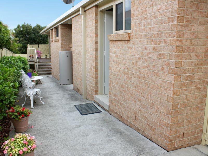 2/4 Reliance Crescent, Laurieton NSW 2443