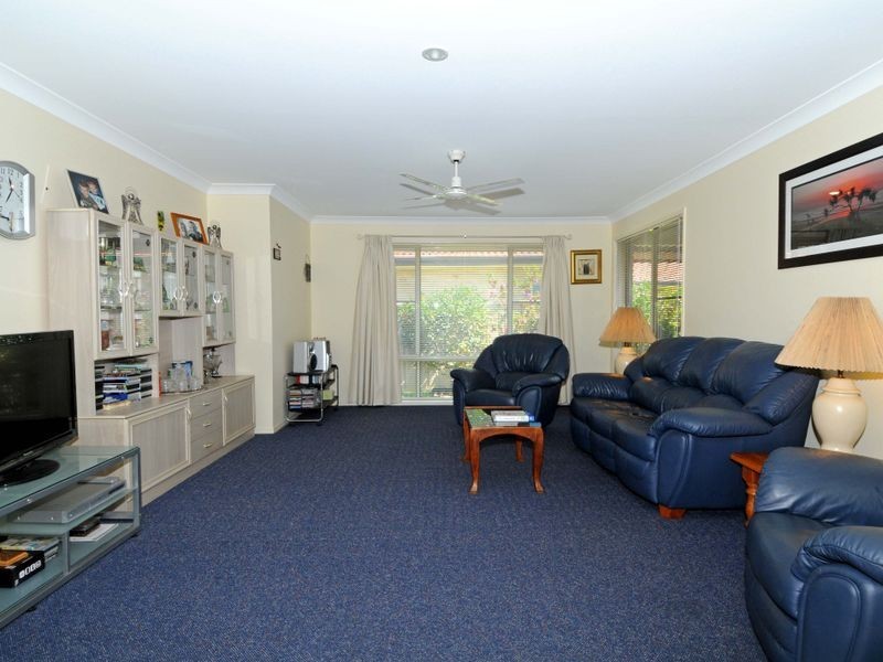 8 Prince Of Wales Drive, Dunbogan NSW 2443
