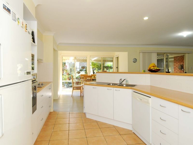 8 Prince Of Wales Drive, Dunbogan NSW 2443