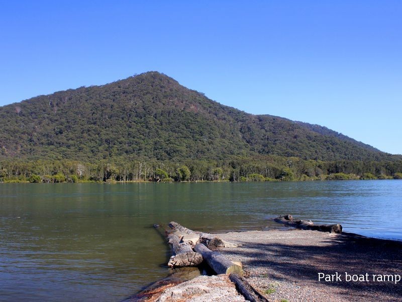 Site 34 Diamond Waters Caravan Park, Dunbogan NSW 2443
