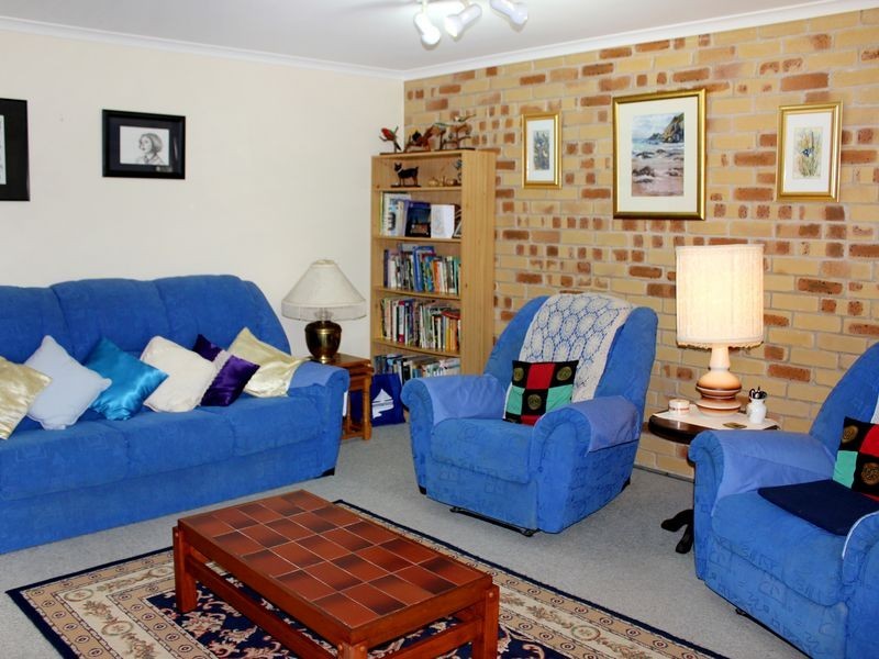 11 Koonwarra Street, Laurieton NSW 2443