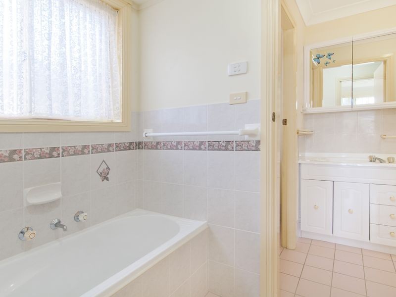 22 Honeysuckle Avenue, Laurieton NSW 2443