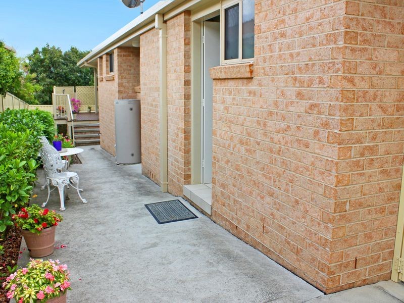 2/4 Reliance Crescent, Laurieton NSW 2443