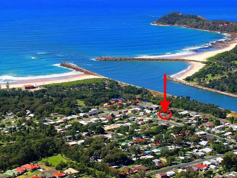 2/28 The Parade, North Haven NSW 2443