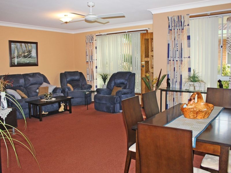 2/28 The Parade, North Haven NSW 2443