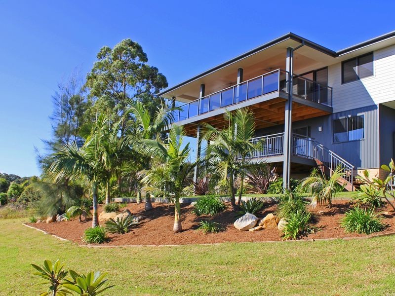 20 Admirals Circle, Laurieton NSW 2443