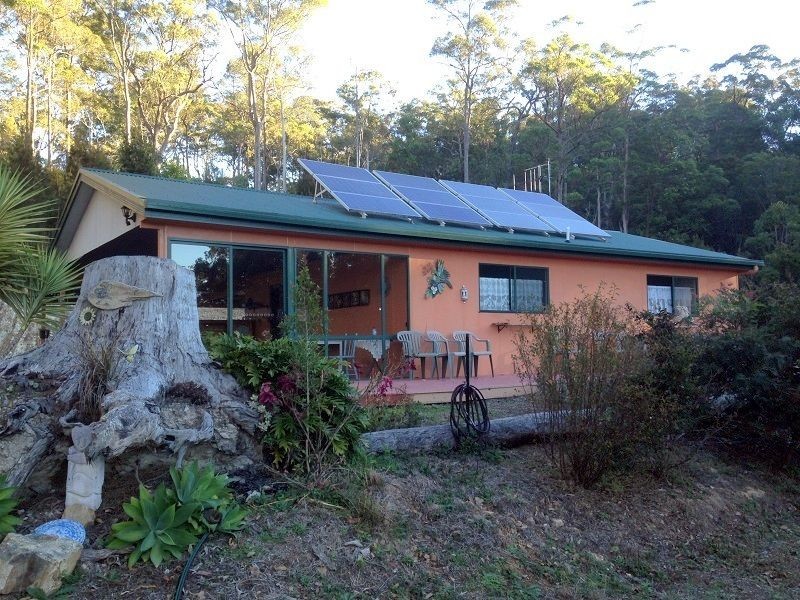 9271 Pacific Highway, Cooperabung NSW 2441