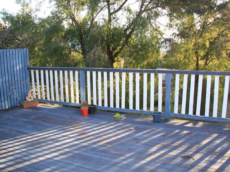 19 Bergalia Crescent, Dunbogan NSW 2443