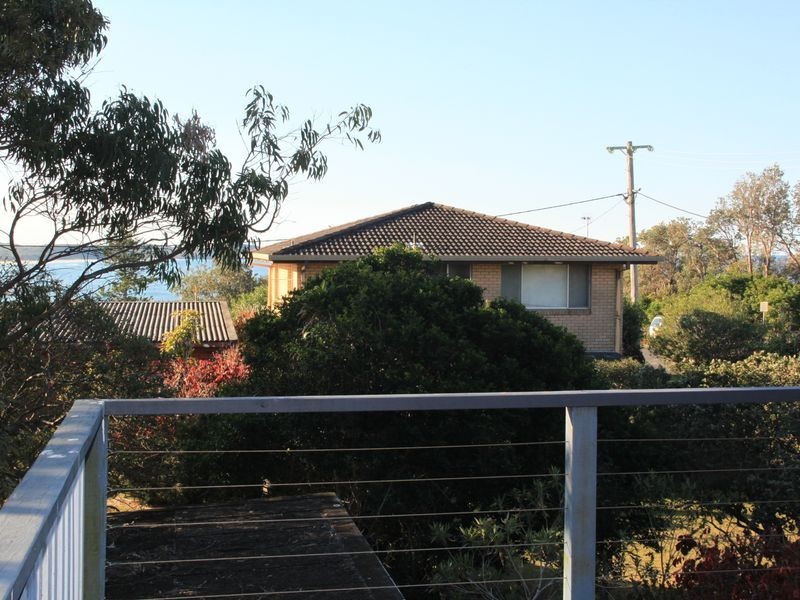 19 Bergalia Crescent, Dunbogan NSW 2443