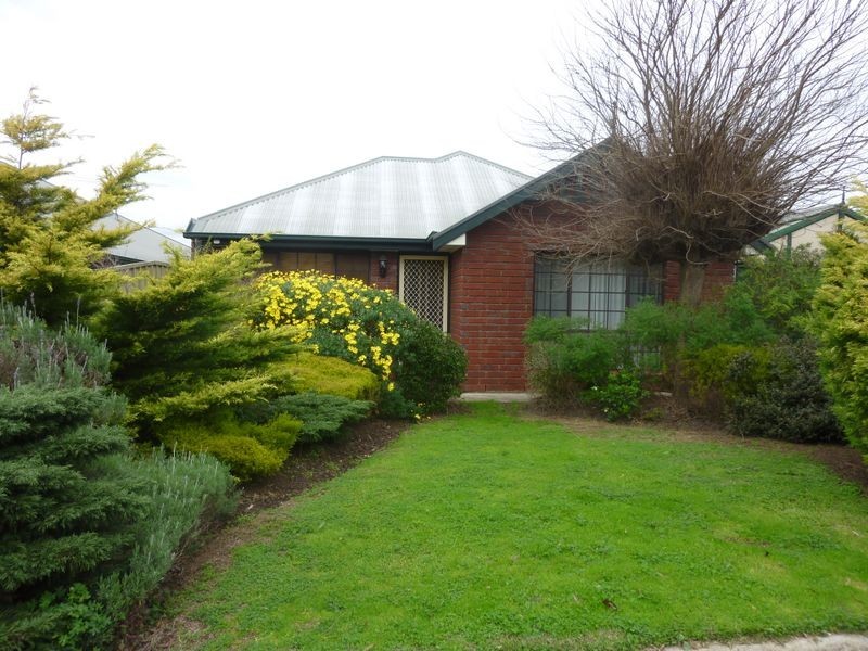 2 Bronhill Court, Golden Grove SA 5125