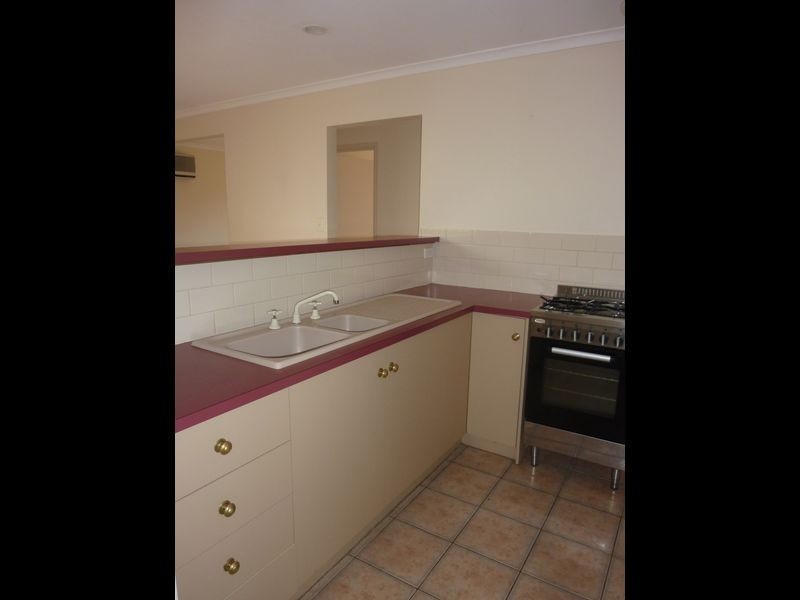 2 Bronhill Court, Golden Grove SA 5125