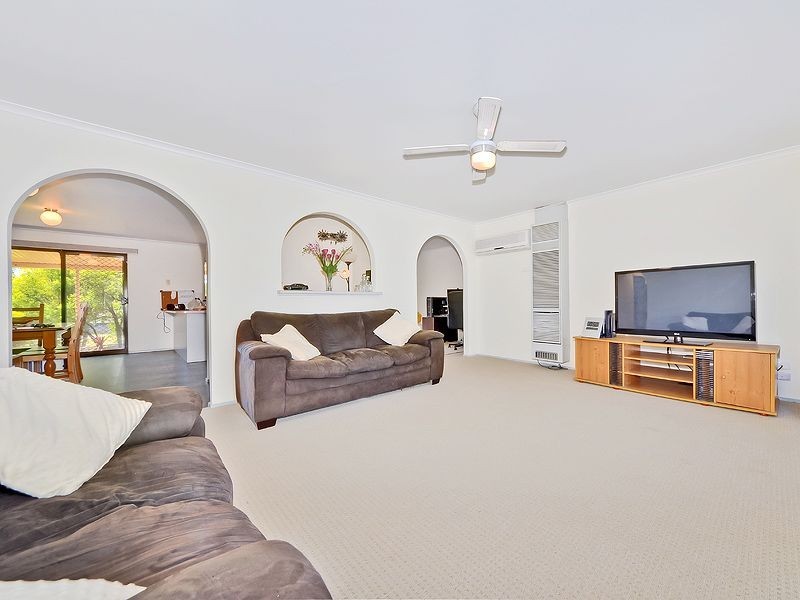 8 Upland Court, Golden Grove SA 5125