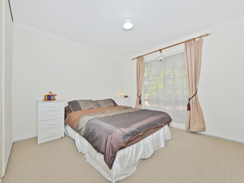 8 Upland Court, Golden Grove SA 5125