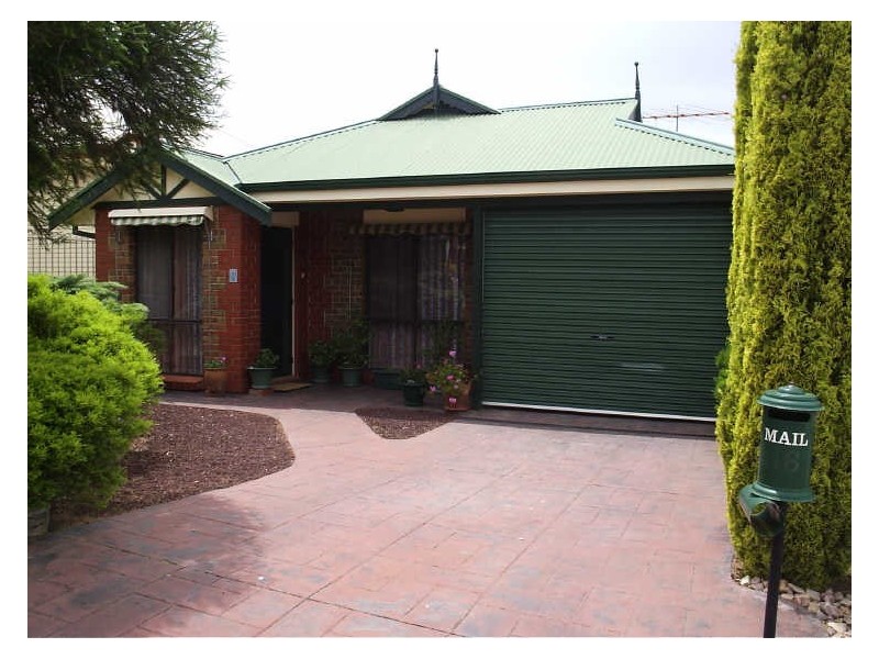 16 Kintyre Court, Greenwith SA 5125