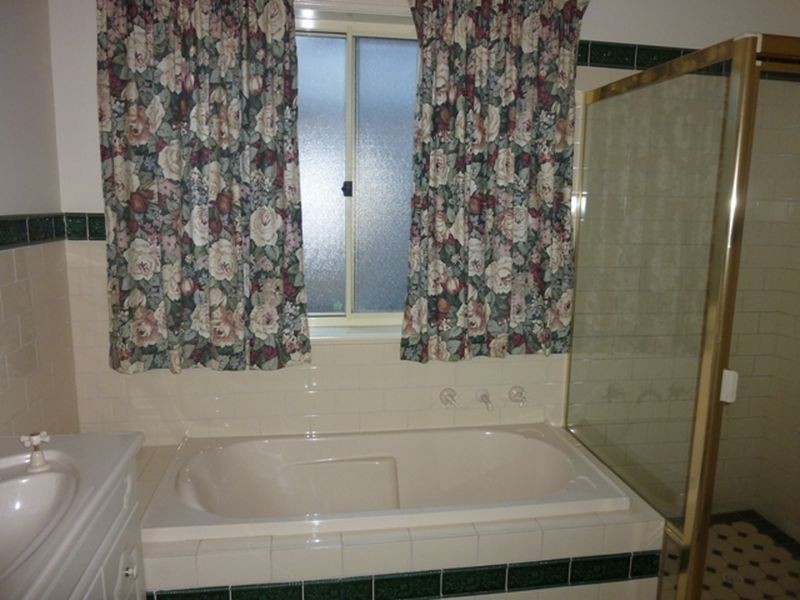 23 Kings Avenue, Golden Grove SA 5125