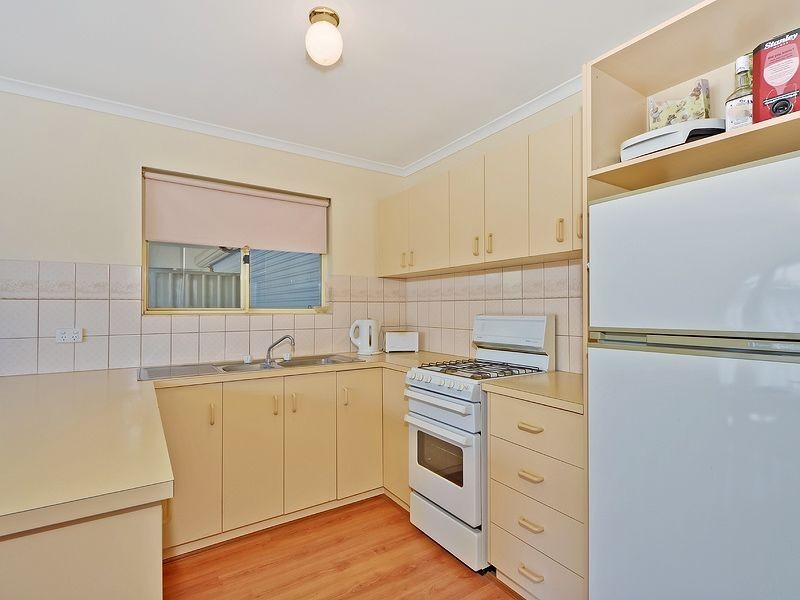 4 /103 The Golden Way, Wynn Vale SA 5127