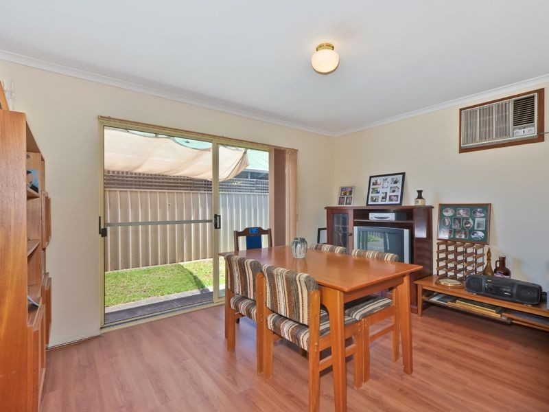 4 /103 The Golden Way, Wynn Vale SA 5127
