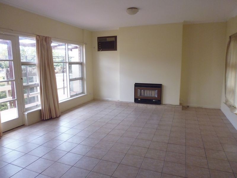 15 Dene Road, Highbury SA 5089