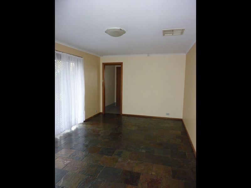 6 Borrowdale Court, Wynn Vale SA 5127