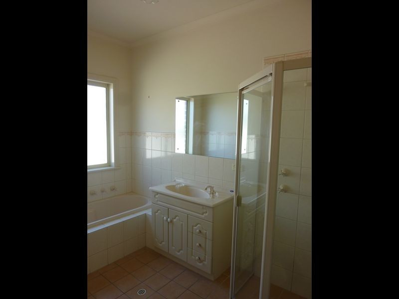 15 Nugent Place, Golden Grove SA 5125