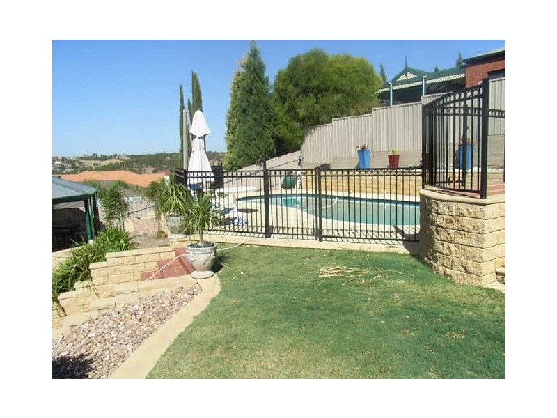 38 Reordan Drive, Greenwith SA 5125