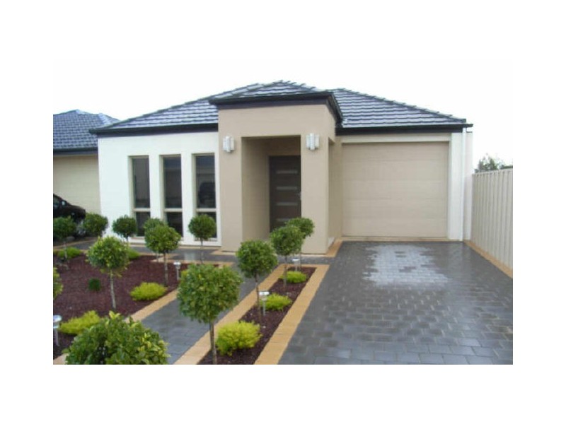 67 Lord Howe Crescent, Mawson Lakes SA 5095