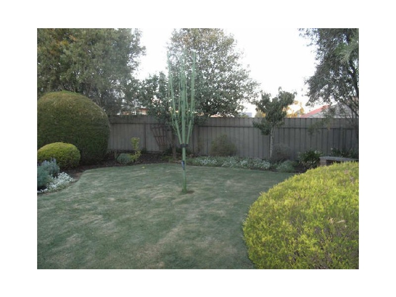 18 Keith Lewis Court, Wynn Vale SA 5127