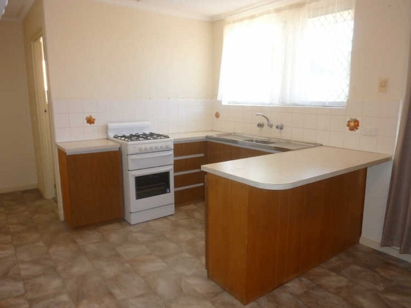 13 Shakespeare Way, Para Hills SA 5096