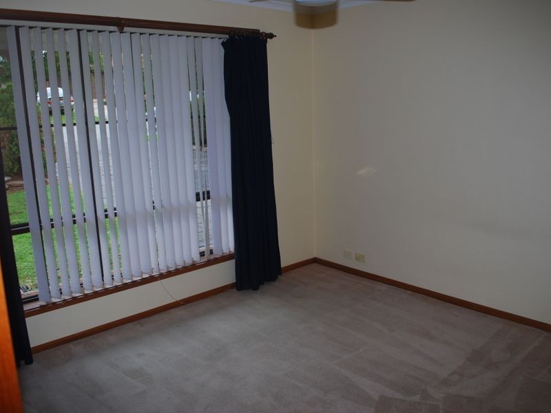 17 Neuville Court, Wynn Vale SA 5127