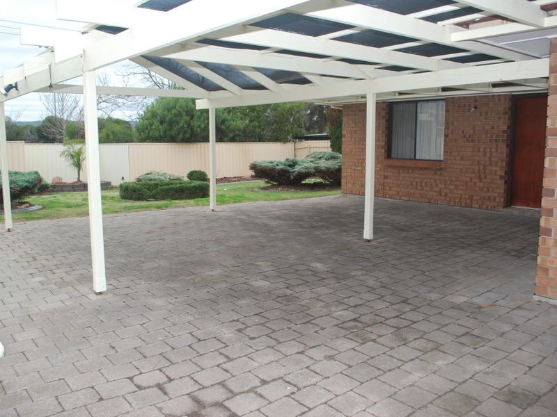 17 Neuville Court, Wynn Vale SA 5127