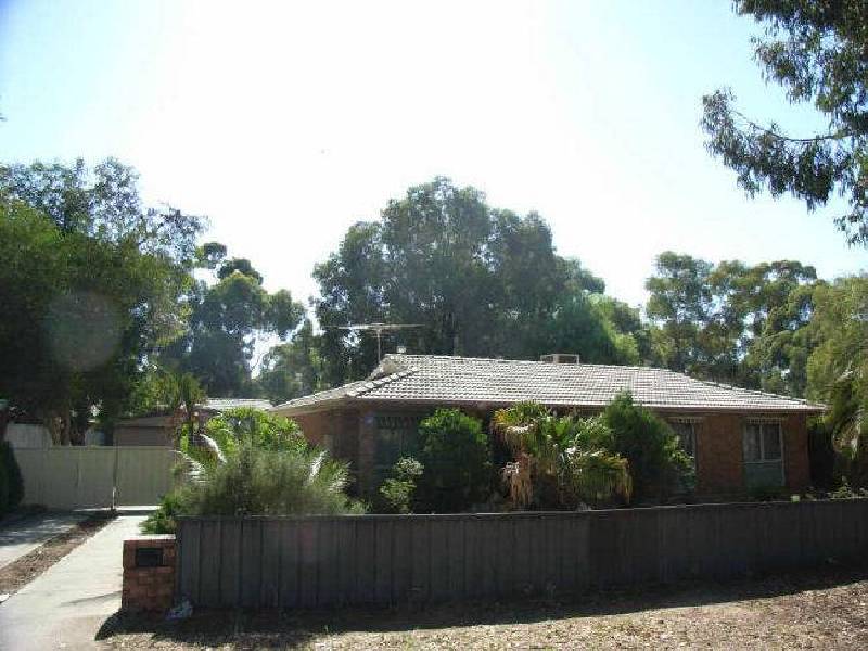 1 Eugene Crescent, Parafield Gardens SA 5107