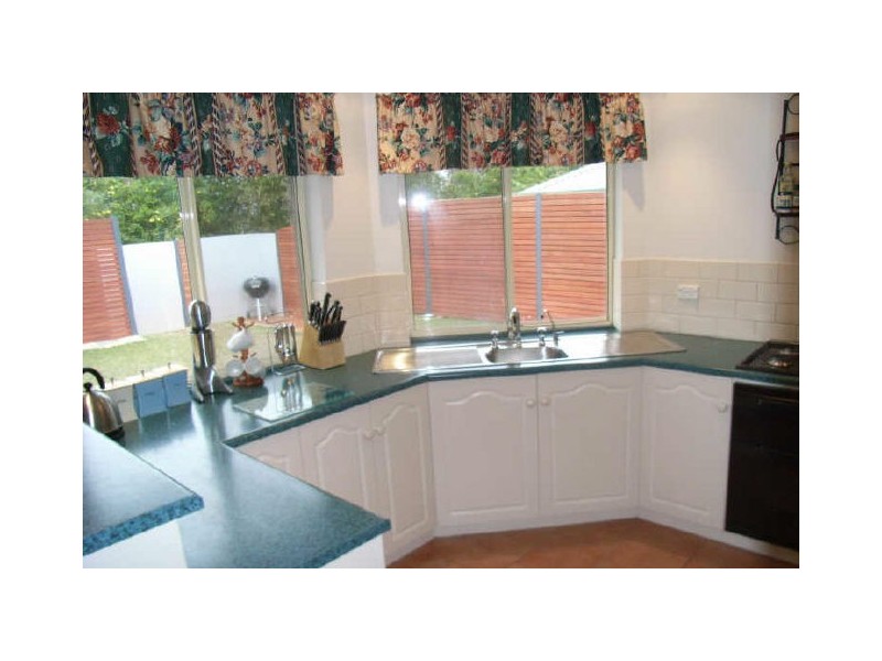 10 Griffin Place, Wynn Vale SA 5127