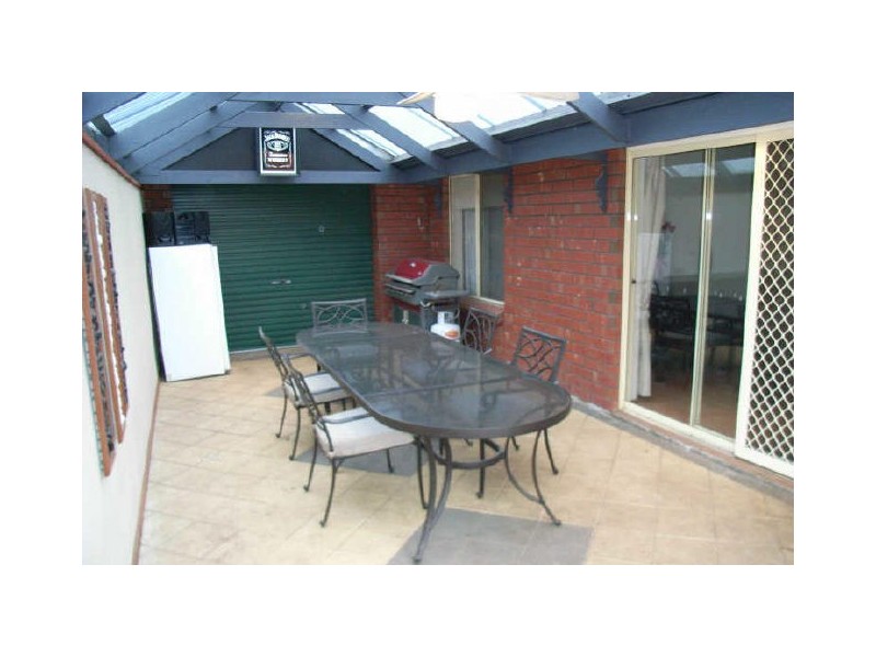 10 Griffin Place, Wynn Vale SA 5127