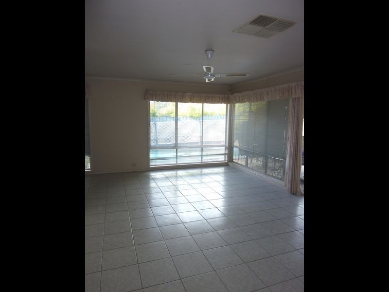 22 St Albans Drive, Salisbury Heights SA 5109