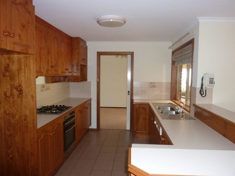 15 Barrett Court, Golden Grove SA 5125