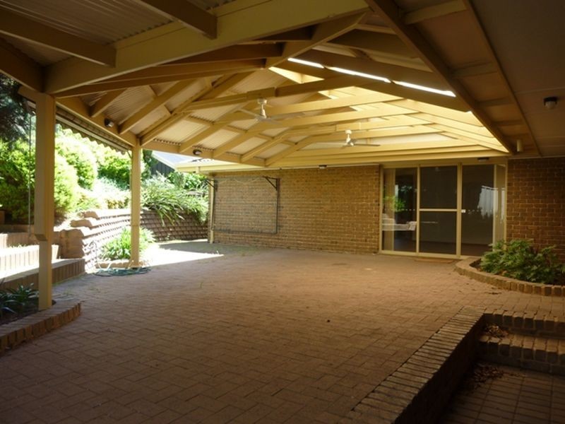 15 Barrett Court, Golden Grove SA 5125